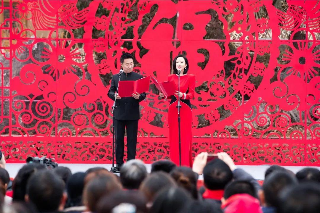 央视文化扶贫走进五峰:村里来了“大明星”